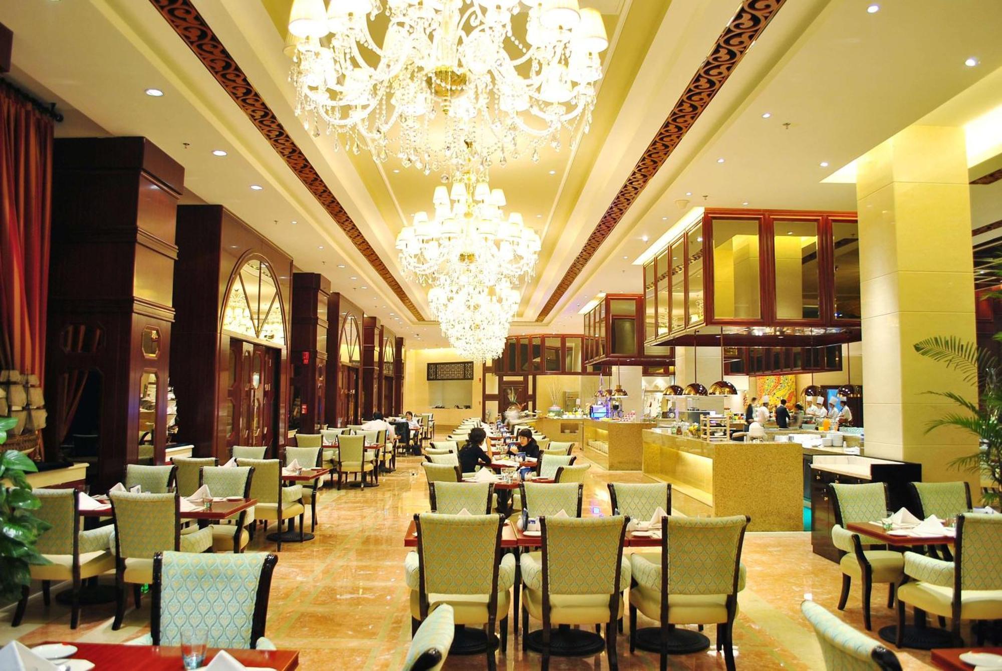 Wyndham Grand Plaza Royale Palace Chengdu Zewnętrze zdjęcie