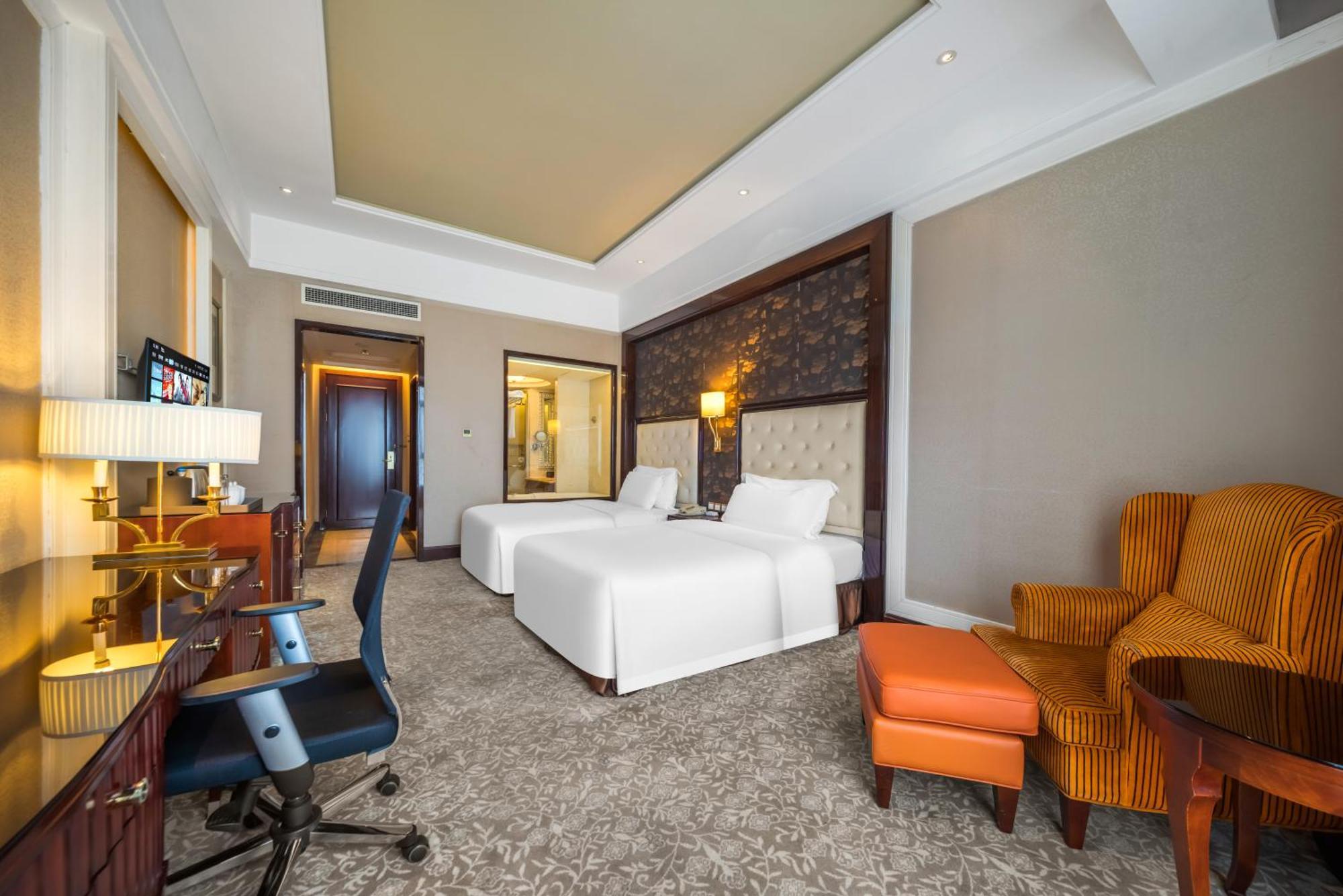 Wyndham Grand Plaza Royale Palace Chengdu Zewnętrze zdjęcie