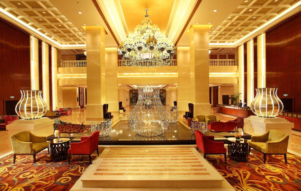 Wyndham Grand Plaza Royale Palace Chengdu Zewnętrze zdjęcie