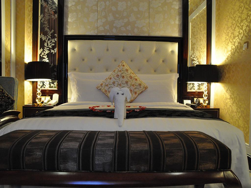 Wyndham Grand Plaza Royale Palace Chengdu Zewnętrze zdjęcie